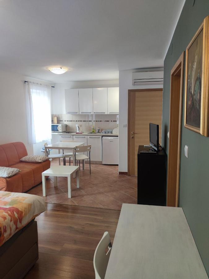 Apartment Casa Nova Rovinj Luaran gambar