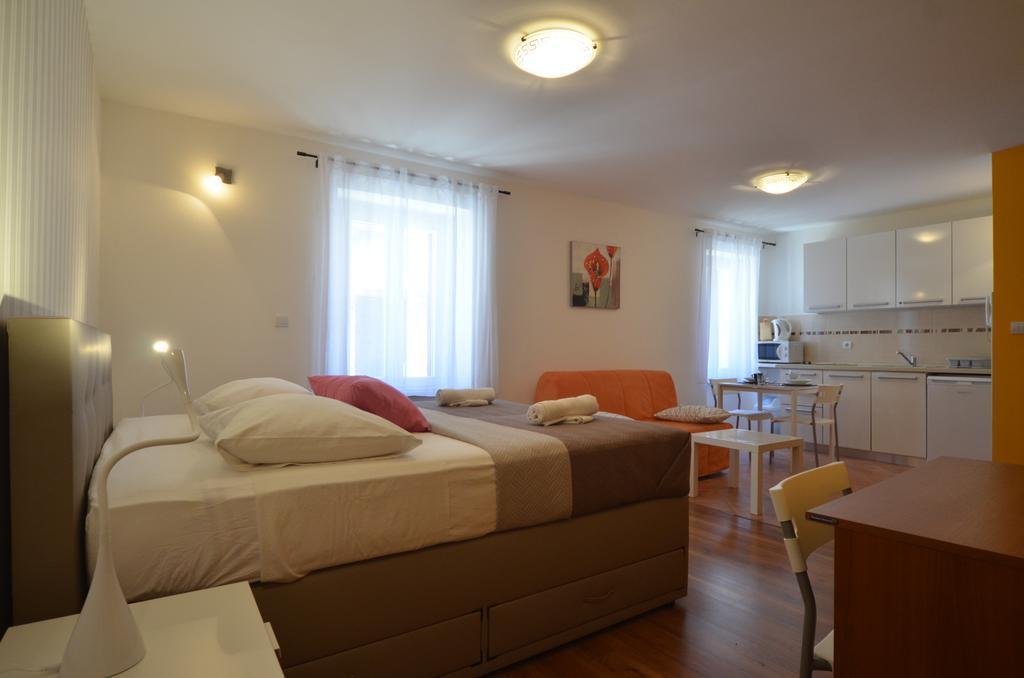 Apartment Casa Nova Rovinj Luaran gambar
